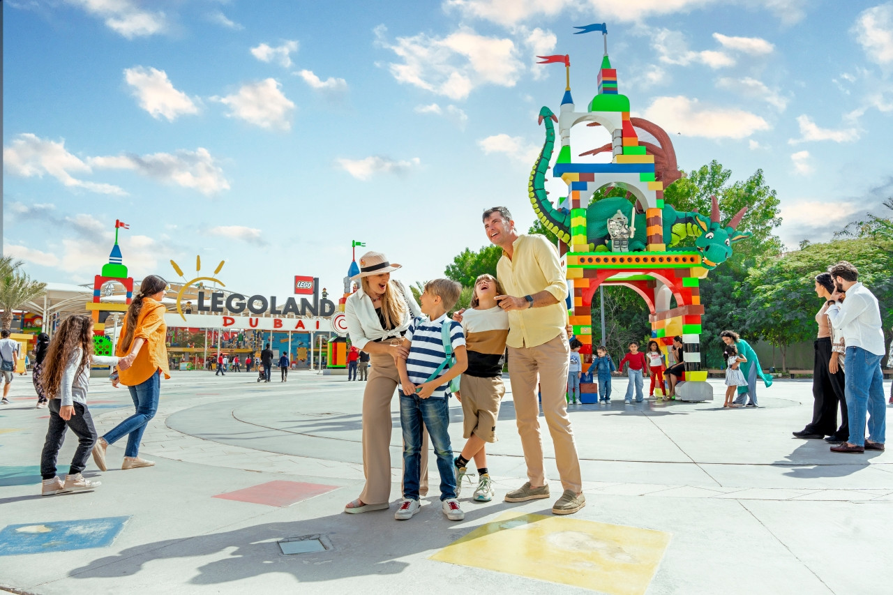 Explore a world of creativity at LEGOLAND Dubai where families engage in playful adventures marvel at iconic landmarks and unleash their imagination throughout the park's exciting attractions.